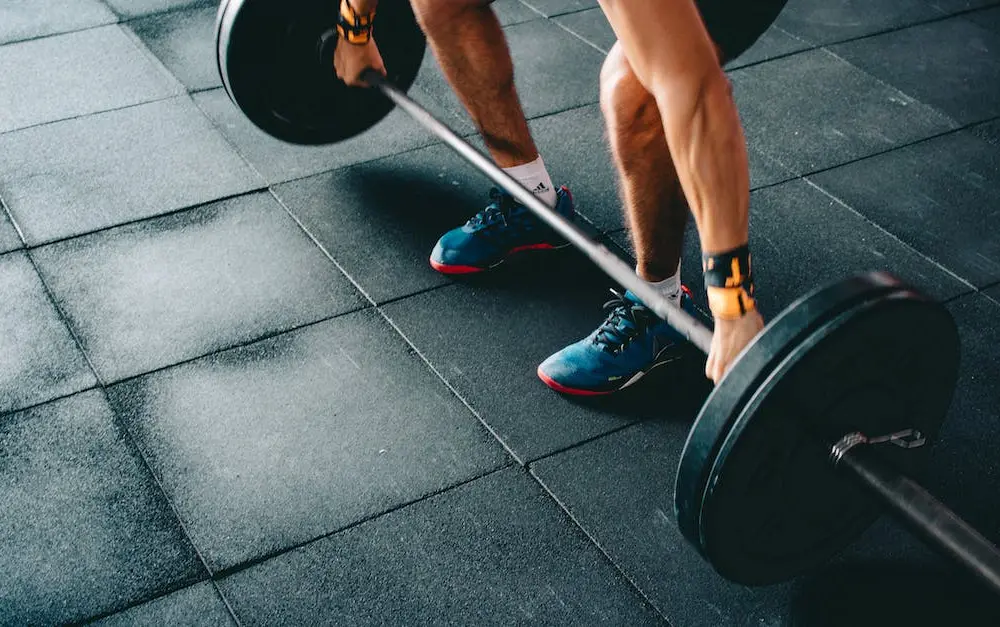 Plan treningowy na miesiąc - jak ułożyć trening siłowy