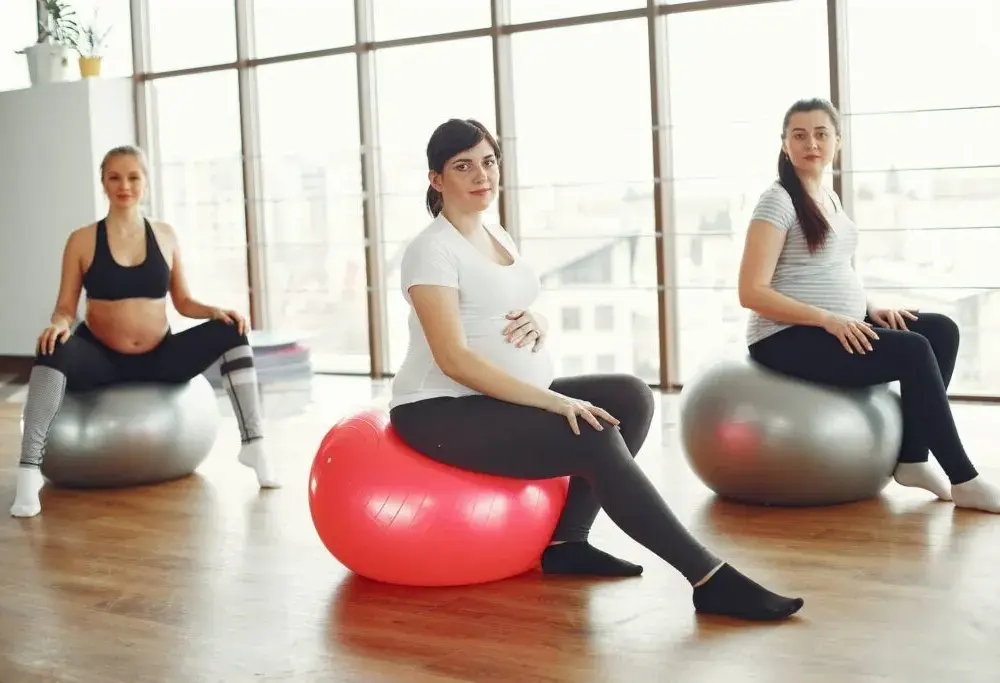 Fitness w ciąży - najlepsze ćwiczenia dla kobiet w ciąży