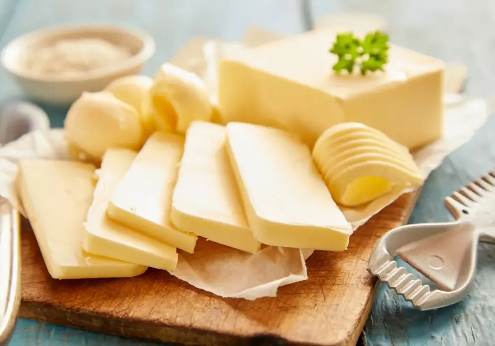 Ile kcal ma masło? Poznaj kaloryczność i wartość odżywczą