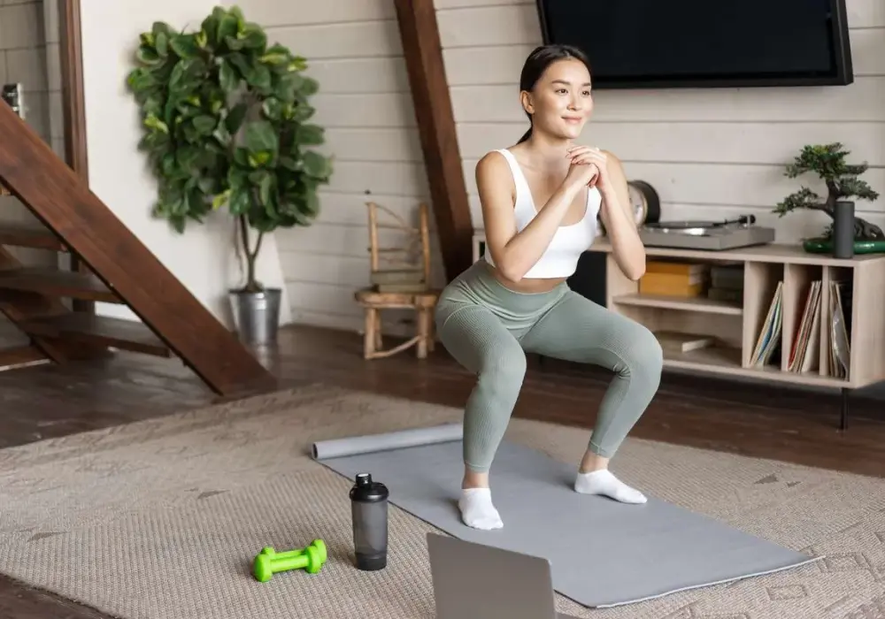 Domowy trening cardio bez skakanki - zestaw ćwiczeń