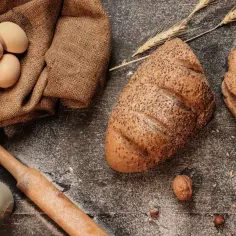 Ile kcal ma bułka? Poznaj kaloryczność różnych rodzajów pieczywa