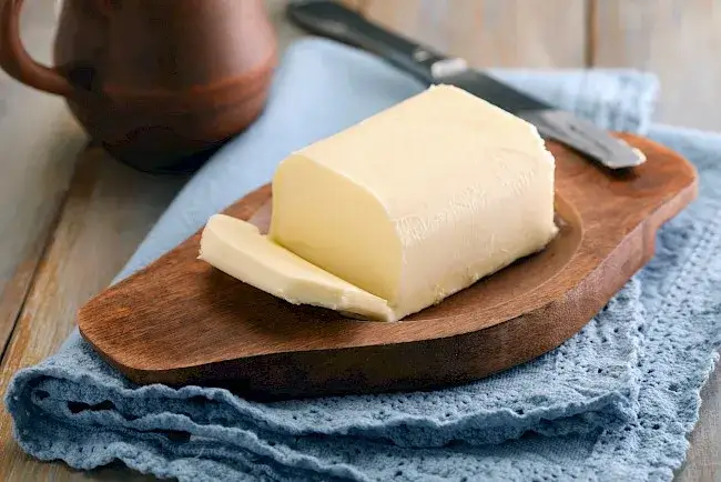 Zdjęcie Ile kcal ma masło? Poznaj kaloryczność i wartość odżywczą